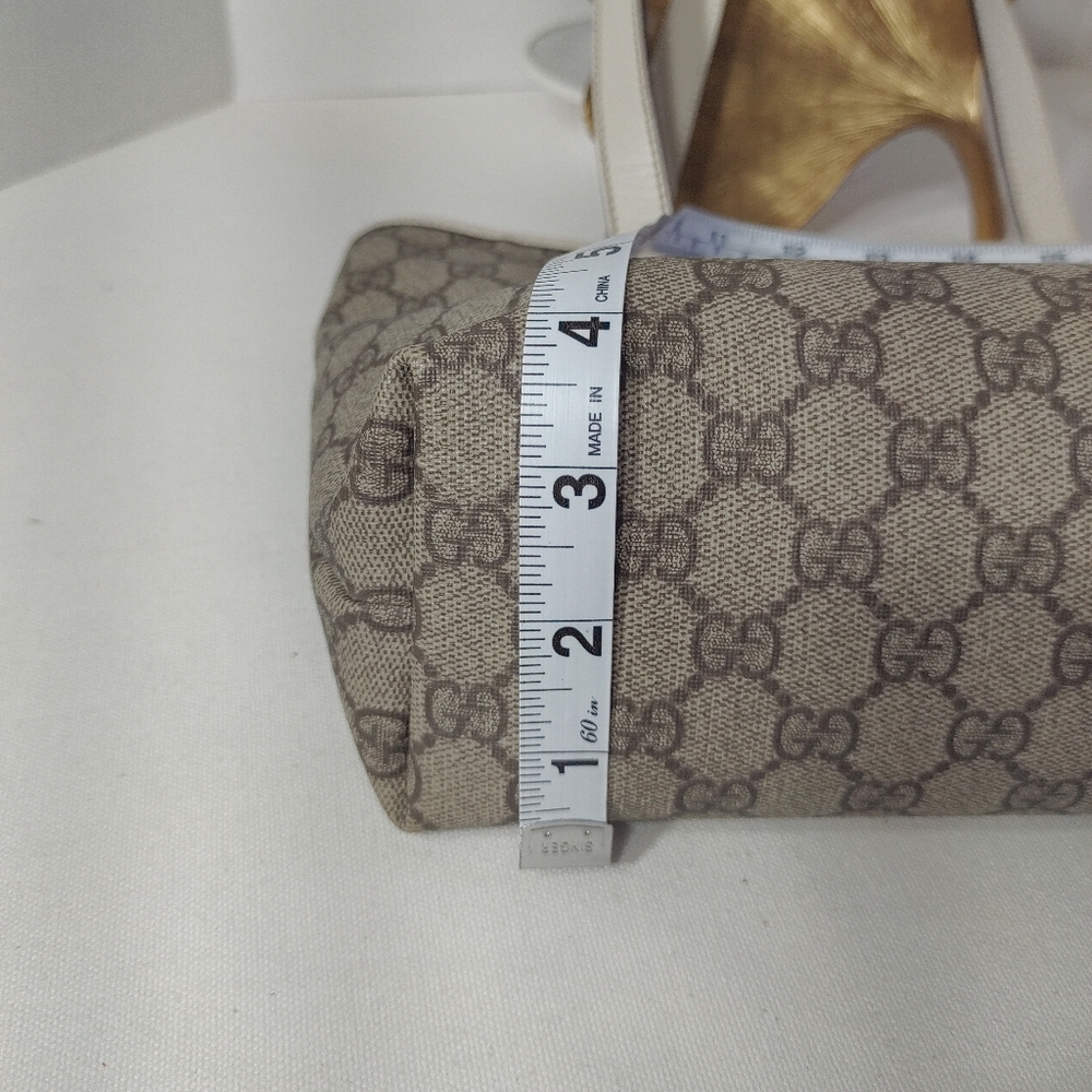 GUCCI GG Supreme Coated Canvas Tote - Picture 15 of 16